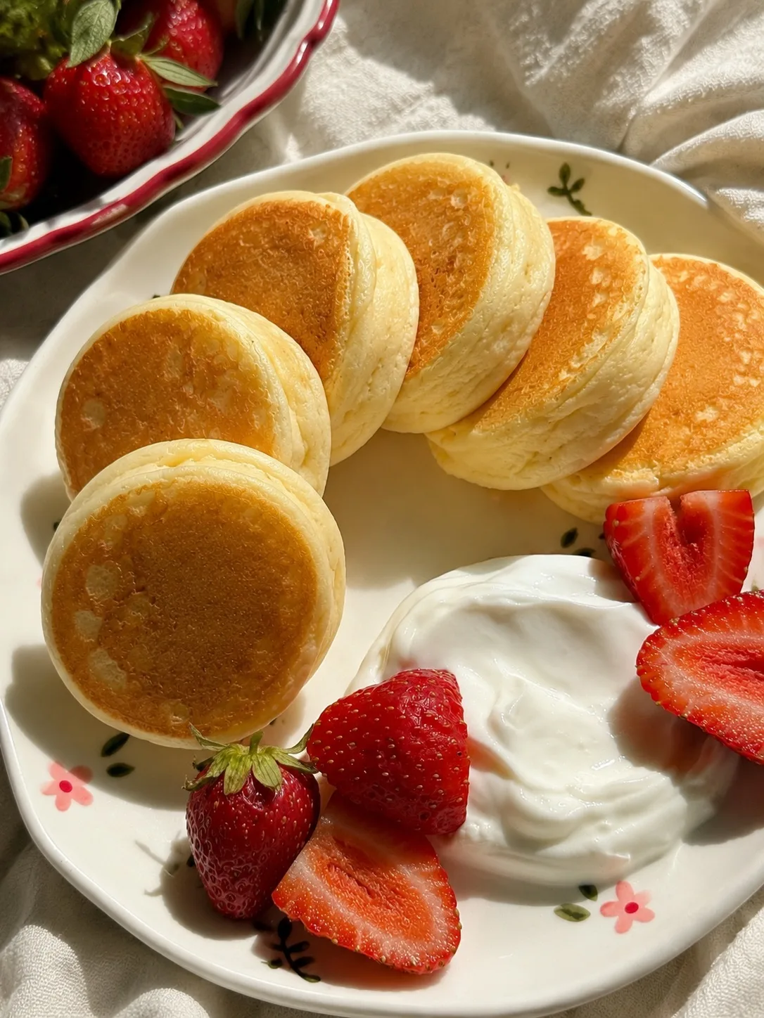 Девочки , ловите 🥞 ТВОРОЖНЫЕ ПАНКЕЙКИ с видео приготовлением , не забудьте про реакцию если видите 