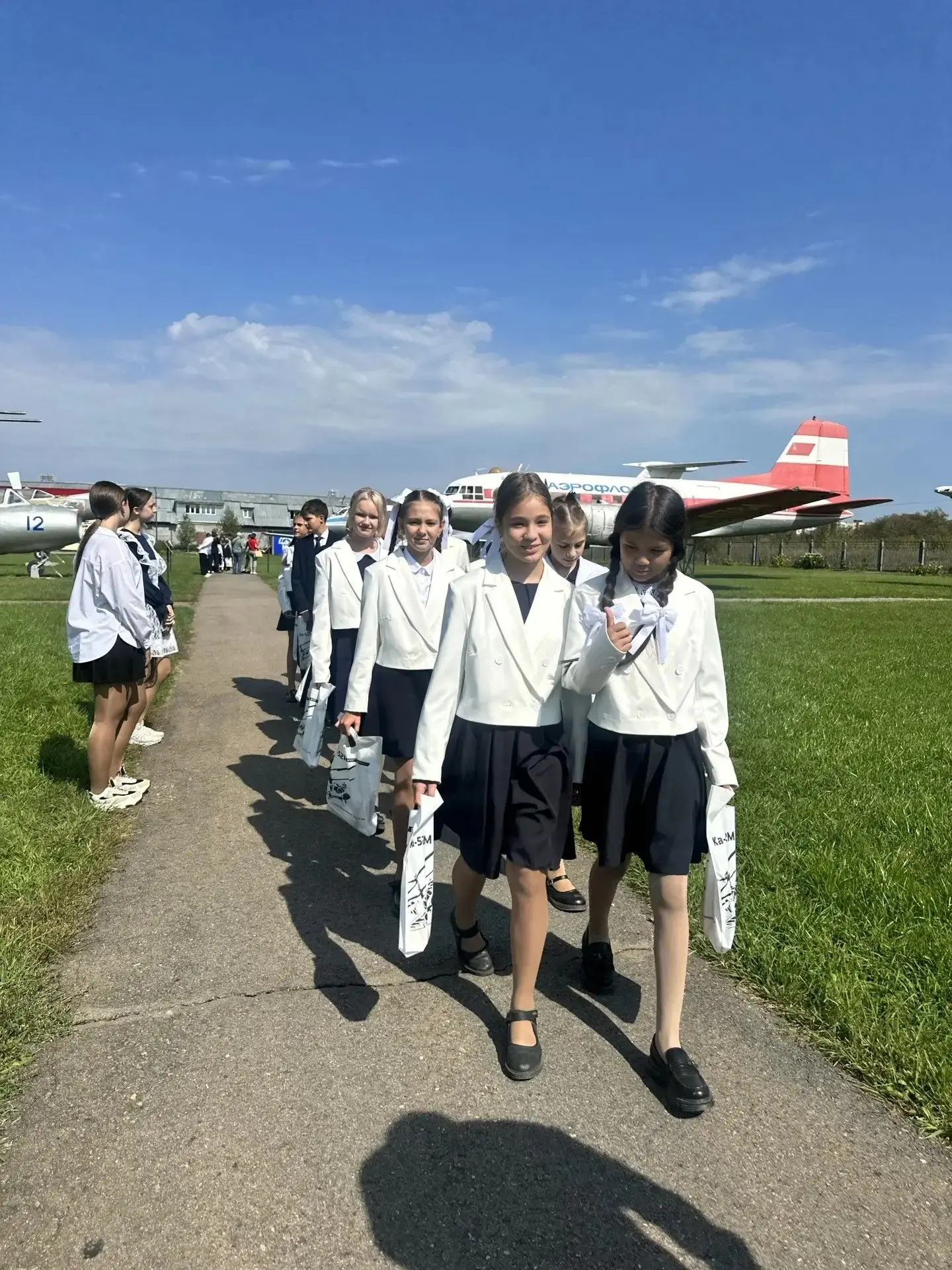 Полку "инженеров" прибыло