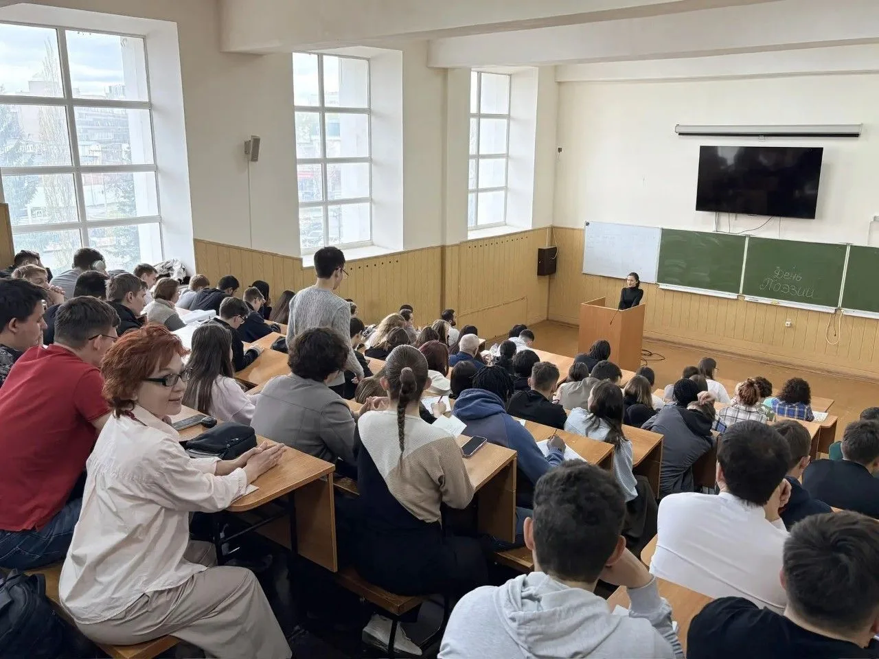 🎙 Стихи на семи языках  Вчера в БашГАУ звучали строки классиков и современных авторов — на русском, 
