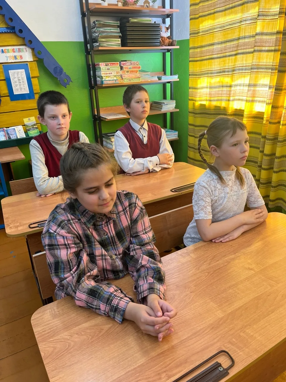 🇷🇺 Связь поколений не прерывается: Орлята России погрузились в историю пионерии!