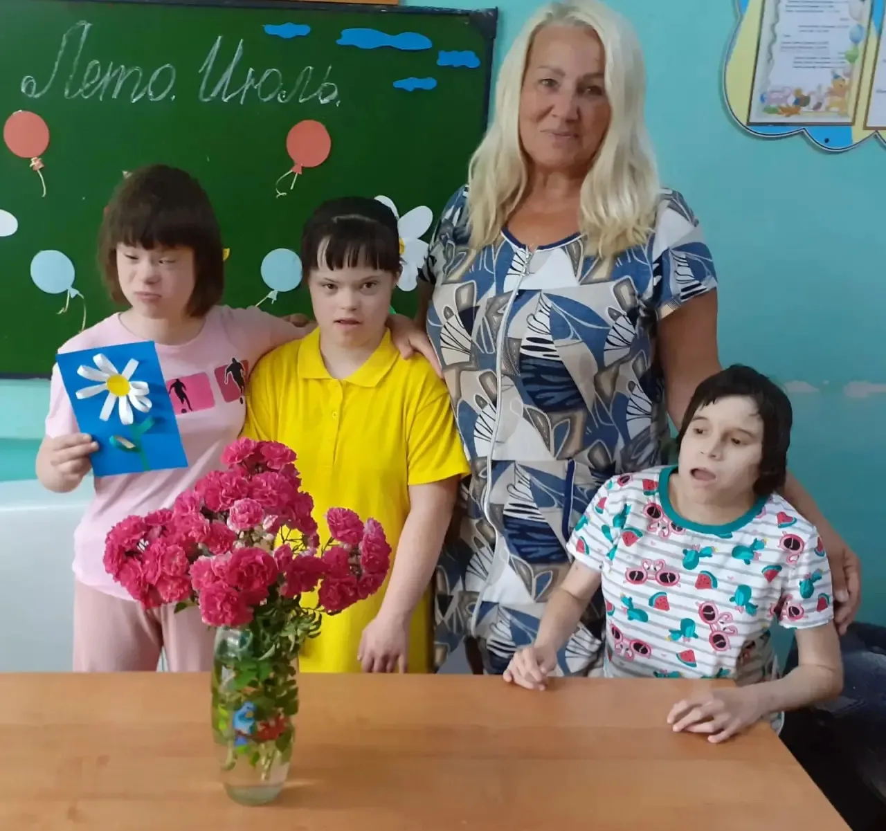8 июля День семьи, любви и верности - очень тёплый и душевный праздник❤️. Он напоминает нам, как важ