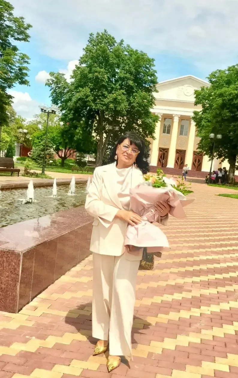 💫Администрация и педколлектив гимназии 20 имени С.С. Станчева  поздравляют учителя труда Пленерт И.