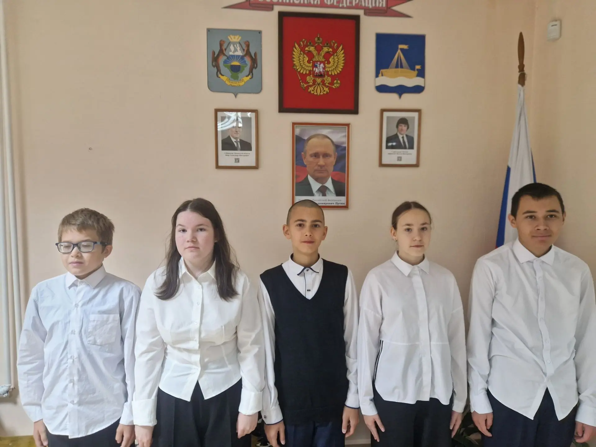 Сегодня после исполнения Государственного Гимна РФ 🇷🇺 для учеников прошло очередное з...