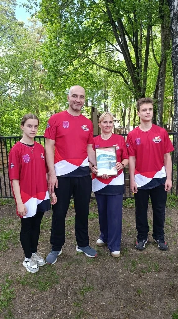 🥇 Поздравляем семью Рахмановых из нашего центра образования - победителей муниципального этапа Всеро