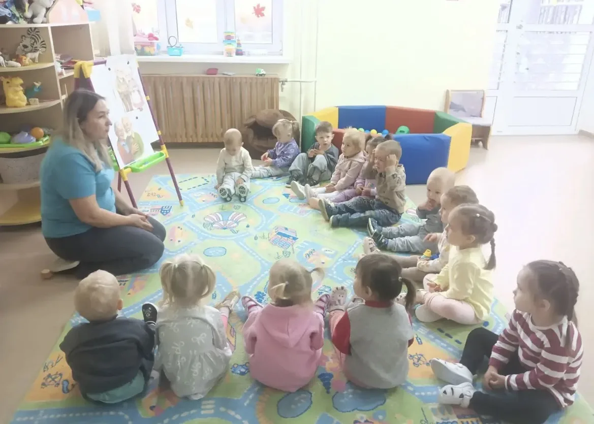 1 октября во всех группах детского сада воспитатели провели тематические занятия, посвя...