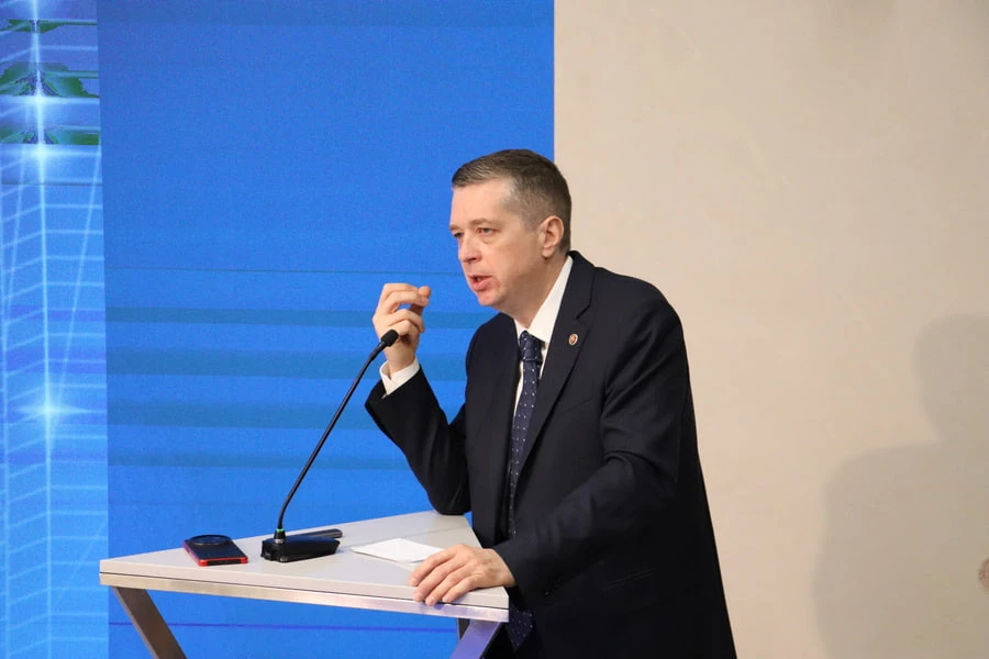 Главгосэкспертиза РФ: Нейросеть делает за 3 минуты то, на что у экспертов уходило 10 дней

Такой эфф