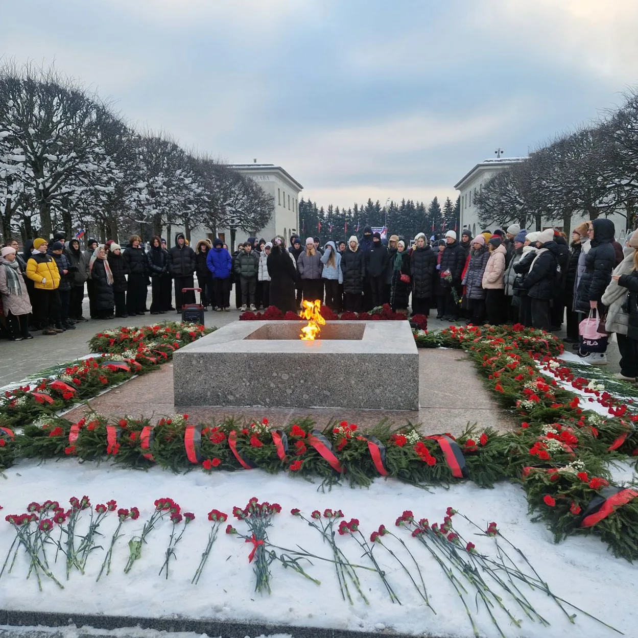27 января — День полного освобождения Ленинграда от фашистской блокады. 872 дня мужества и героизма.