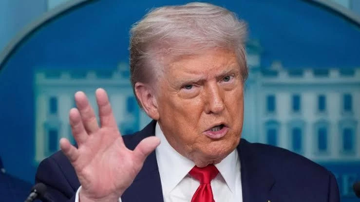 Трамп заявил о доверии главам РФ и КНР, что они не будут вмешиваться в конфликт с Ираном.