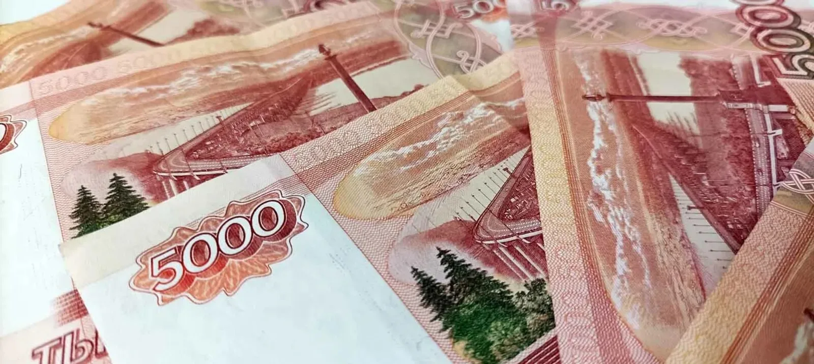 ✅ В Уфе больше всех может заработать архитектор — полмиллиона рублей