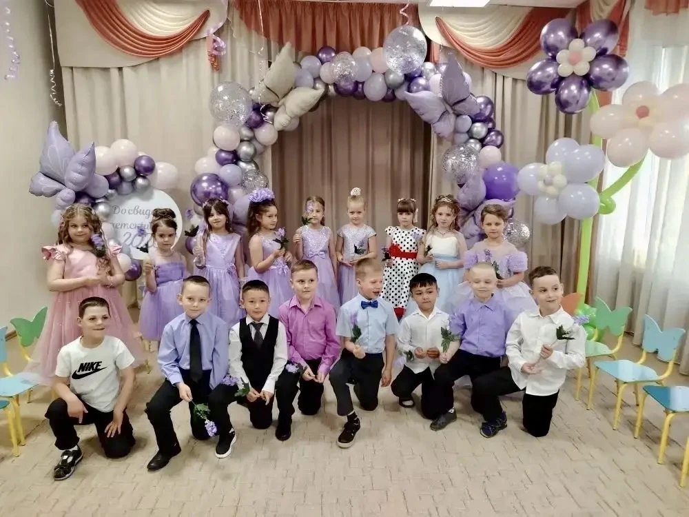 💟Сиреневый бал
💫Самый главный день в жизни детского сада — выпускной! 
✨Мы выпускаем в школу не пр