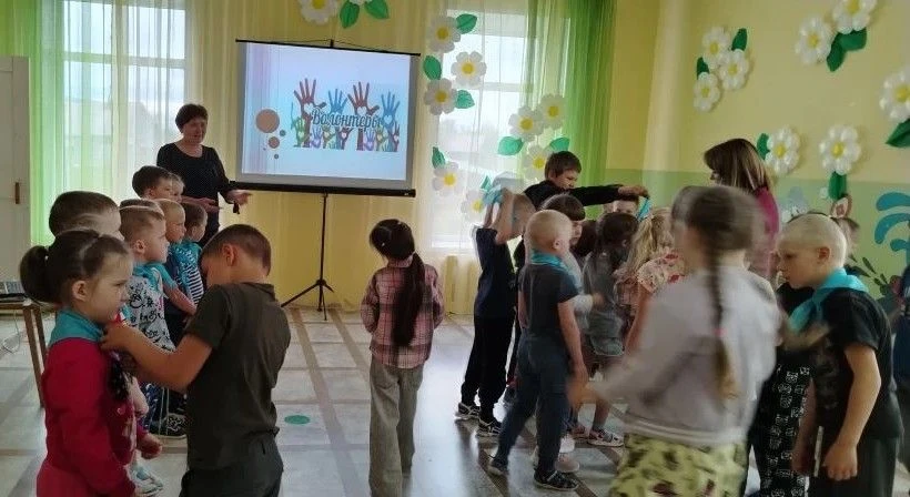 Волонтерское движение в России сейчас развивается довольно