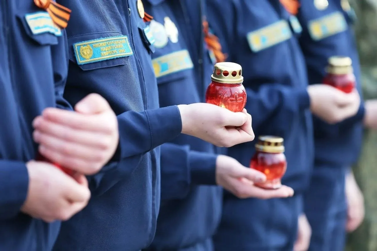 Сотни дзержинцев приняли участие в традиционной Всероссийской акции «Свеча памяти».