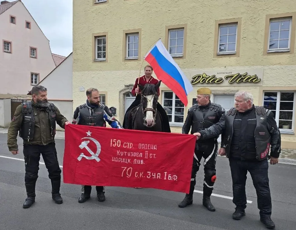 Поздравляем нашего бескорыстного искреннего друга - Мартину Штэммлер-Герузель с получением российско
