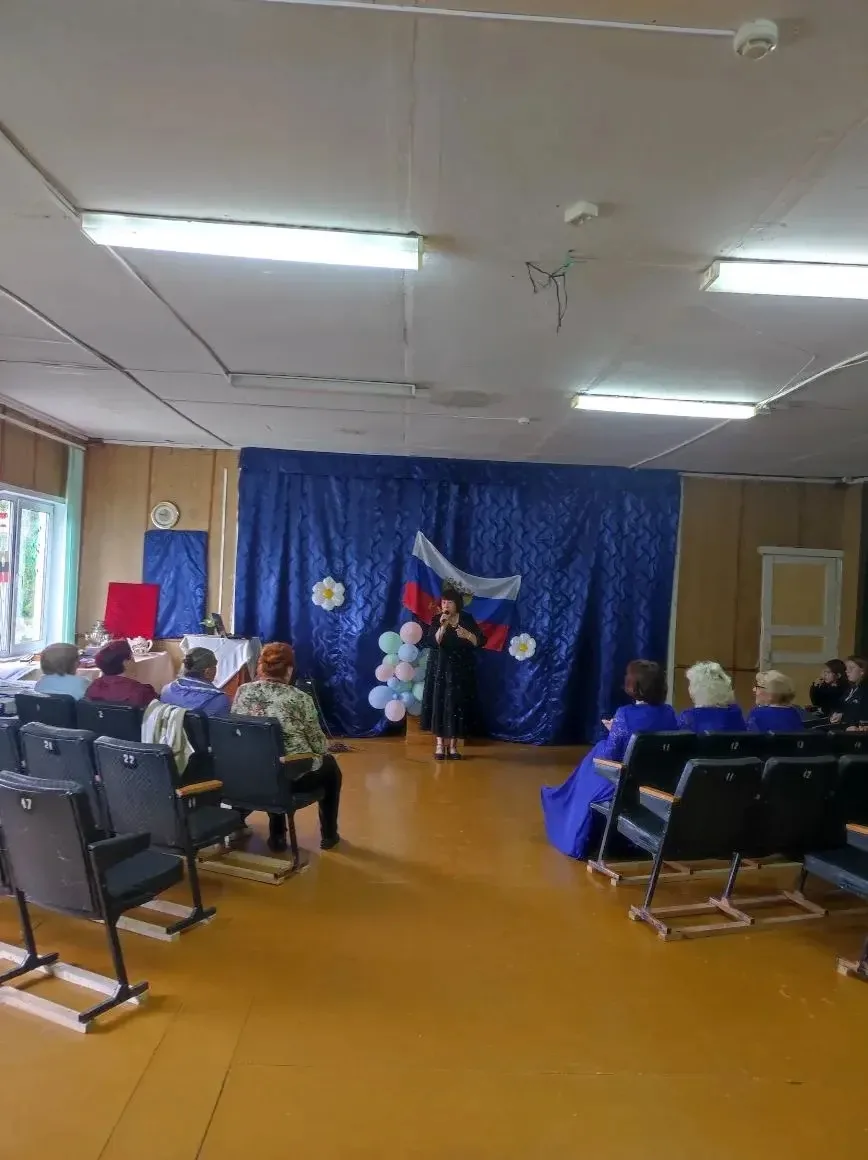 13 июня в Шаломинском СДК прошла праздничная программа " День России".
В программе звучали песни о Р