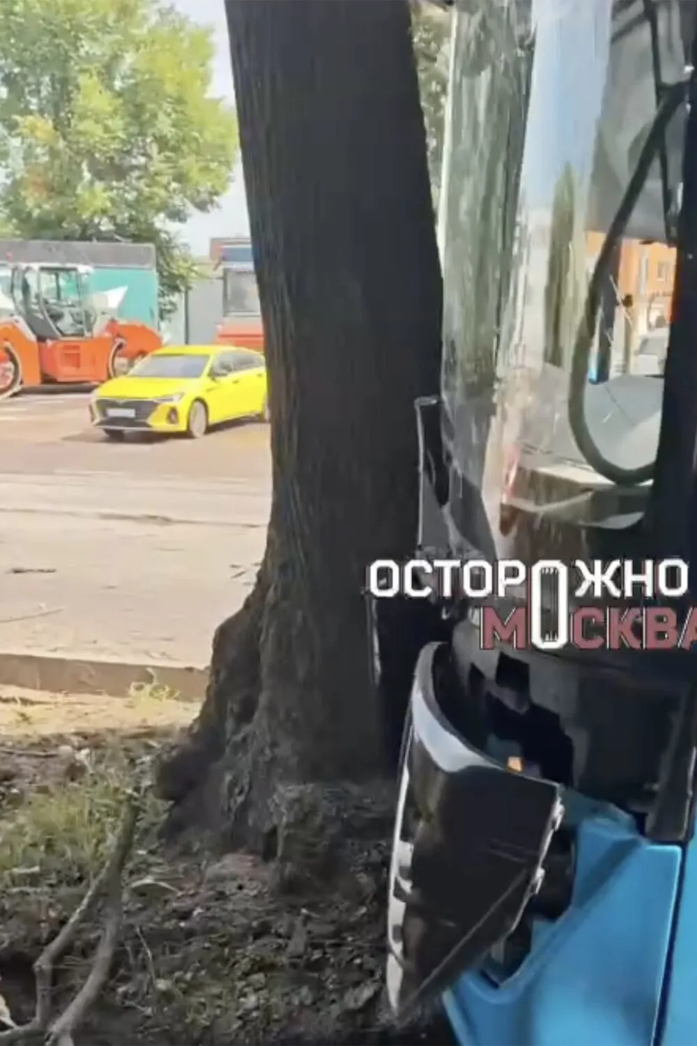 Автобус с пассажирами влетел в дерево на юге Москвы — пострадали 17 человек

Водителю стало плохо за