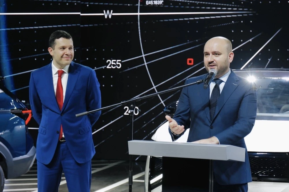 На АвтоВАЗе запустили производство нового флагманского кроссовера LADA Azimut