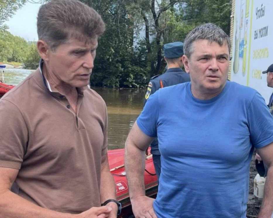 🏛🔄 Мэр Уссурийска после 12 лет у руля может уйти в правительство Приморья