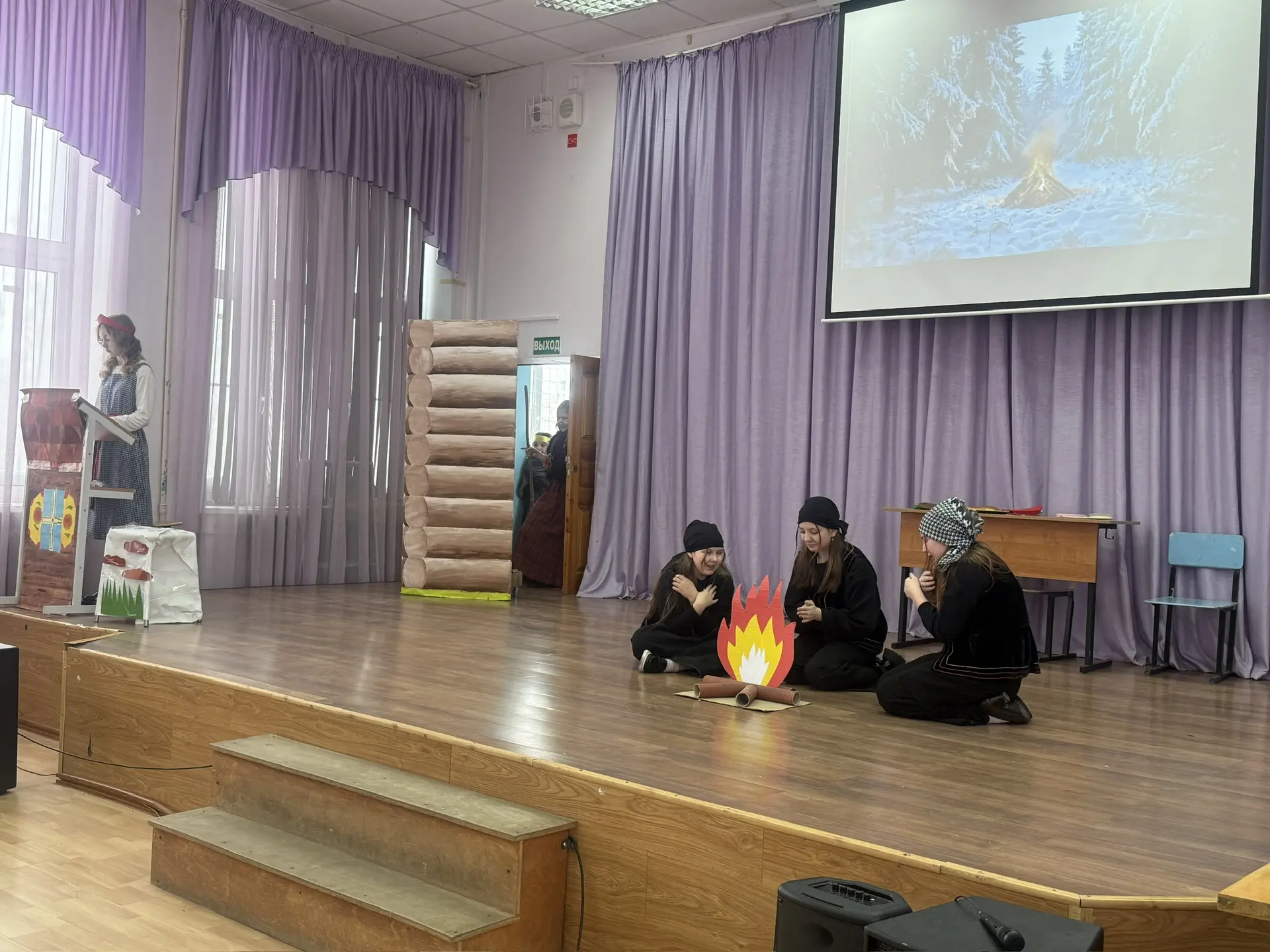 🎭Спектакль «Морозко»: Волшебство школьного театра  В нашей школе  прошел замечательный зимний спекта