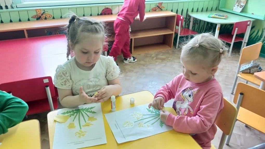 Одуванчики цветы