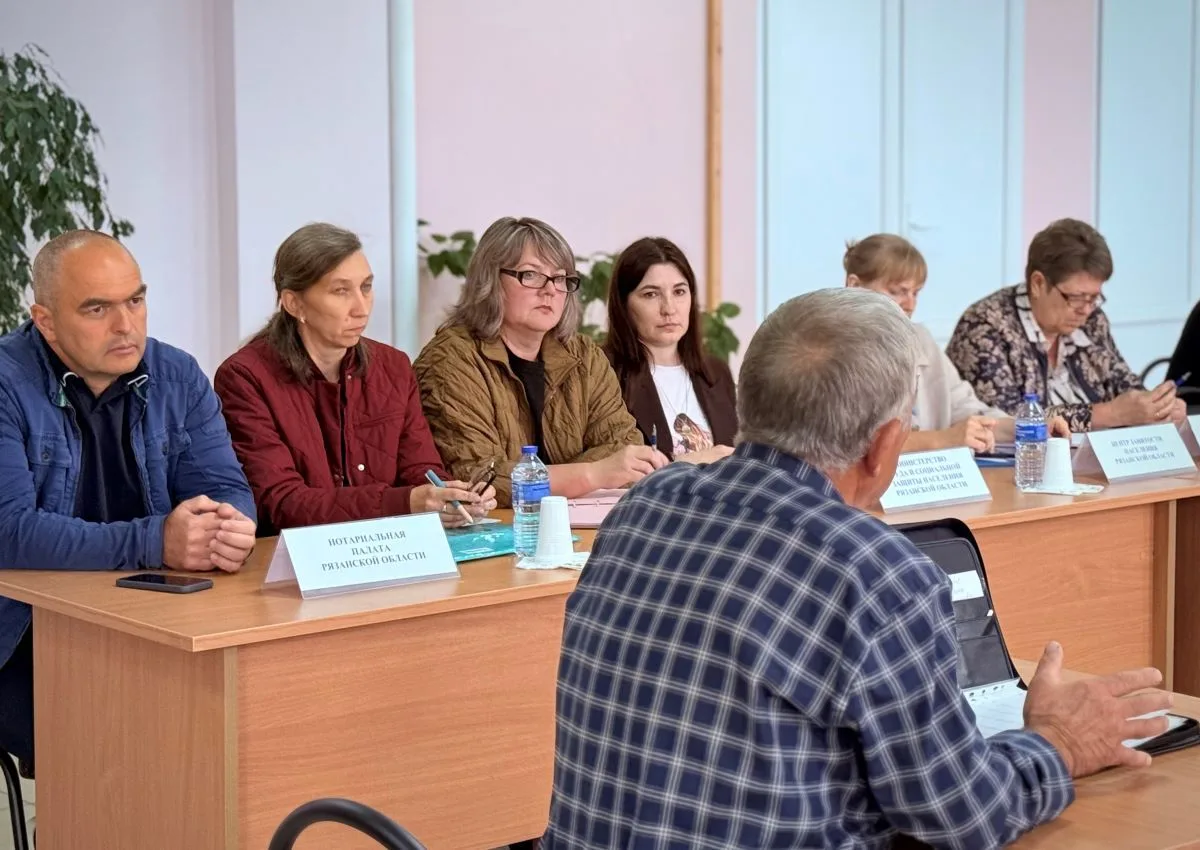 📍27 августа в рамках реализации регионального проекта «Правовой поезд» проведены встре...
