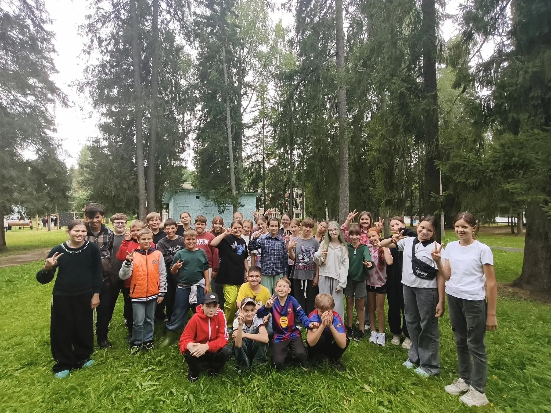 ☀ В загородных детских лагерях стартуют шестые смены
