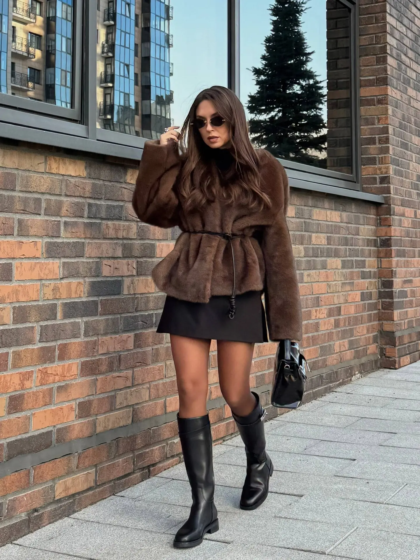 Шуба из искусственного меха от бренда CHIC VEN