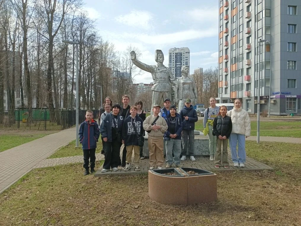 ✨Путешествие в мир ватных чудес!   3 апреля учащиеся 5 «Б» класса совершили экскурсию в единственный