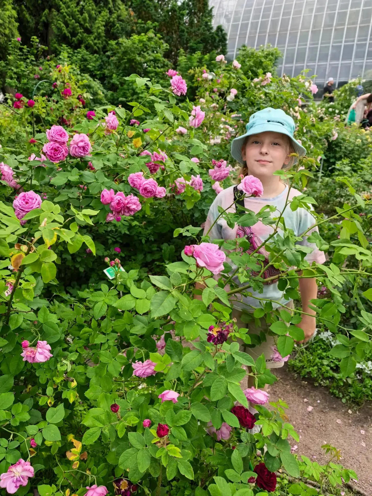 Каникулы удались! 🌹✨

Арина Синцова, 4 Б класс - будущий 5 Б, открыла для себя настоящее царство Фл