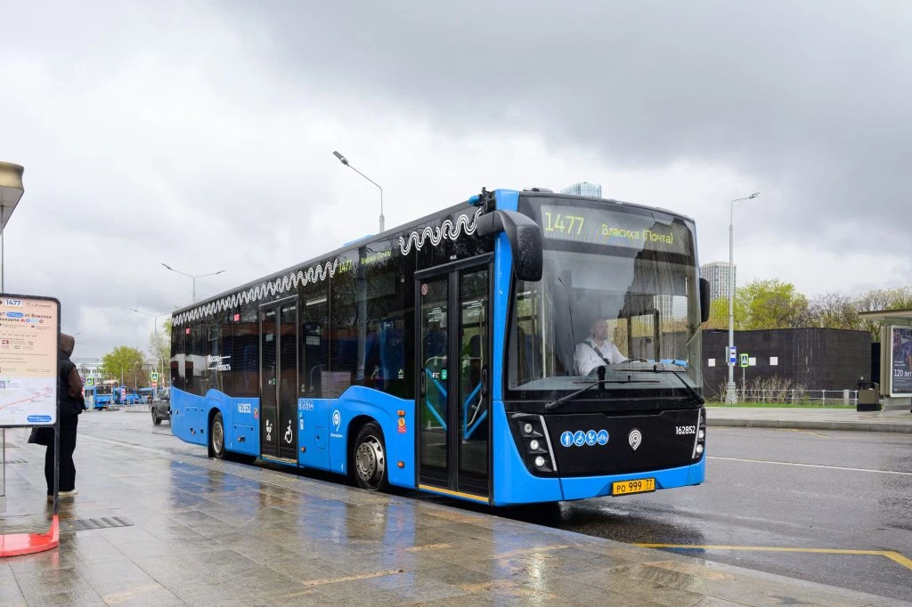 Более 300 новых автобусов вышли на пригородные маршруты Москвы и Подмосковья

В рамках проекта «Моск