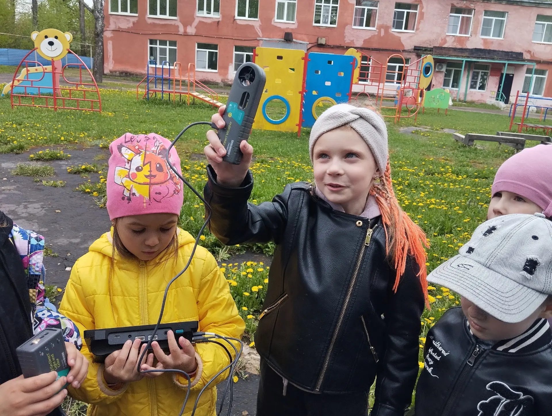🌦 Юные исследователи в деле: изучаем погоду с помощью системы Go Direct! 💧