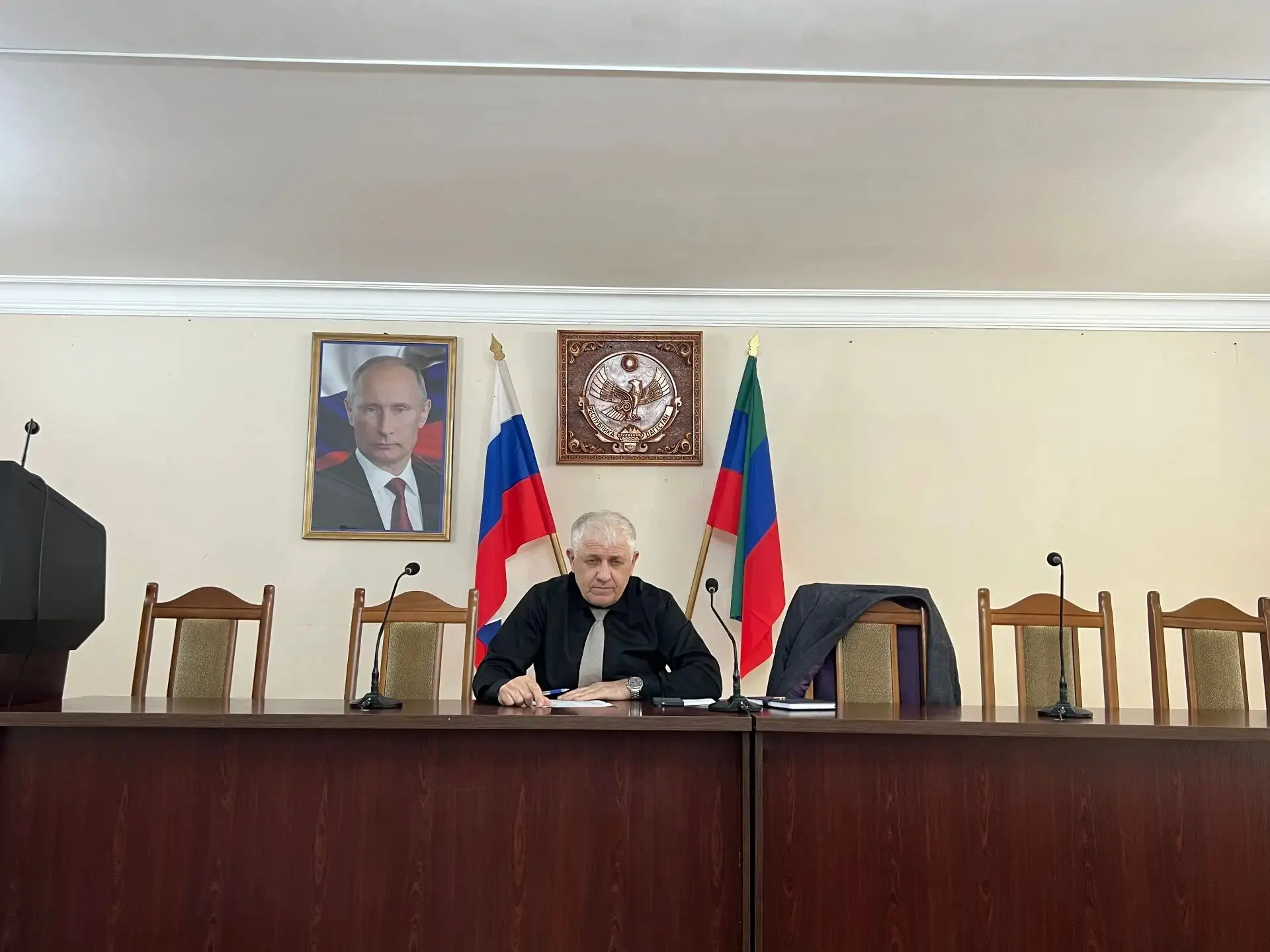 В администрации района обсудили подготовку к «Последнему звонку» и вопросы электронного...