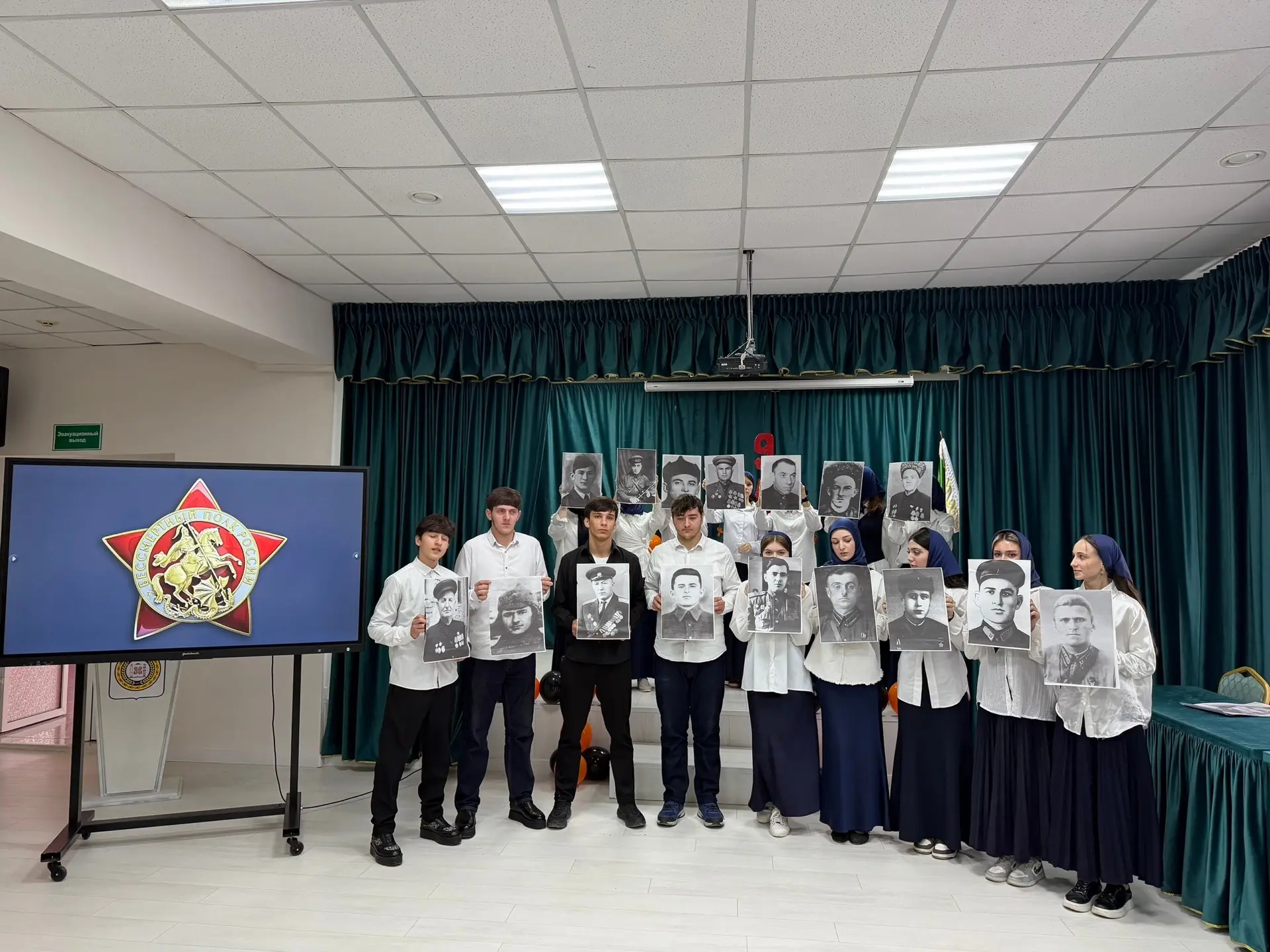Друзья, доброго времени суток!  В ГБПОУ «Государственный колледж дизайна, моды, пищевой индустрии и 