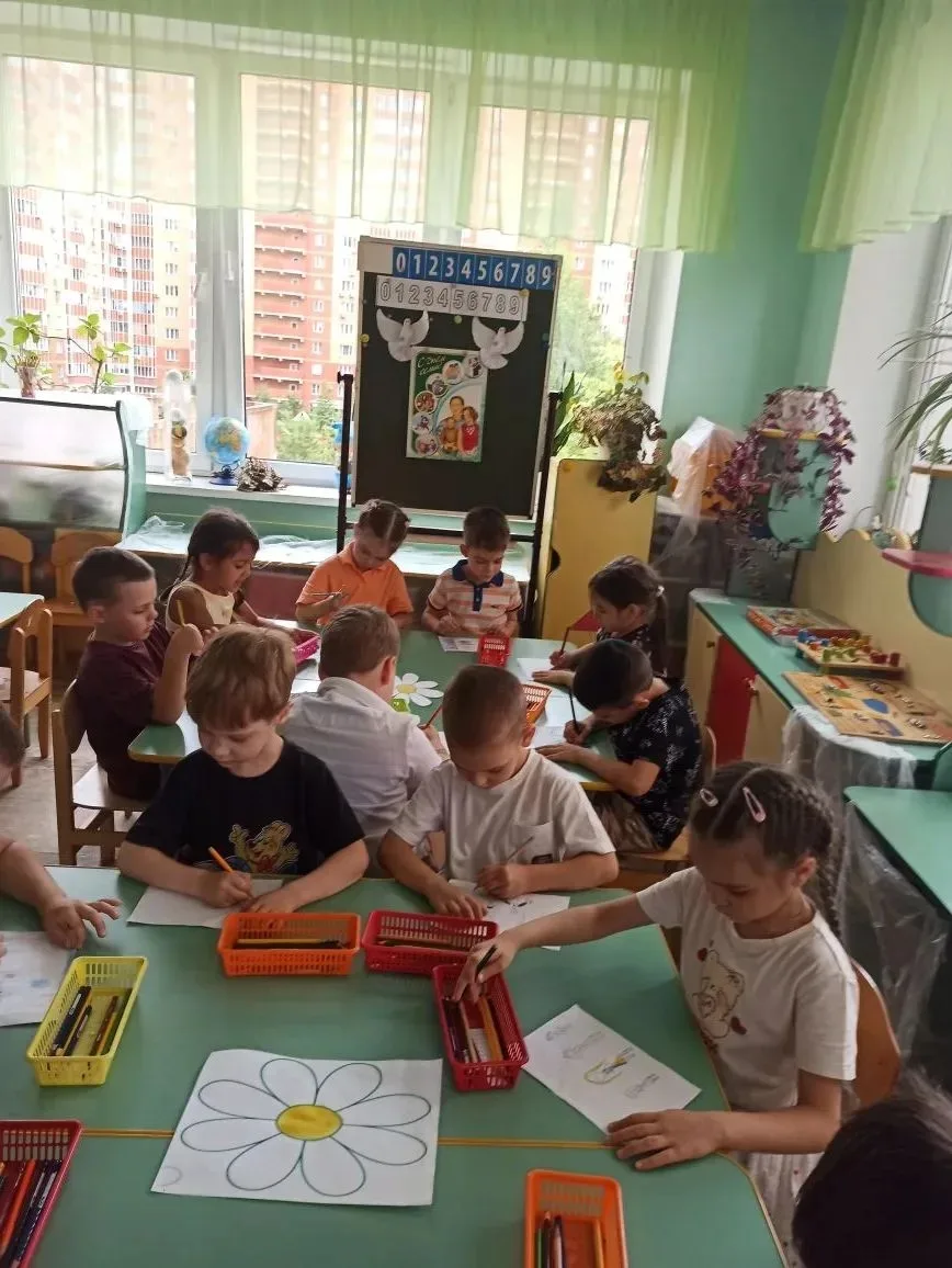 В рамках проекта "Предшкола: стандарт детского сада" в МБОУ Лесногородской СОШ дошкольное отделение 