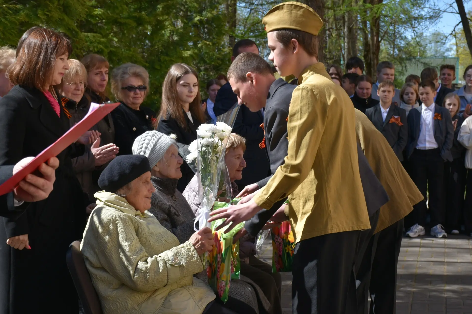 Сегодня в нашей школе прошла торжественная линейка, посвящённая 81-й годовщине Победы в...
