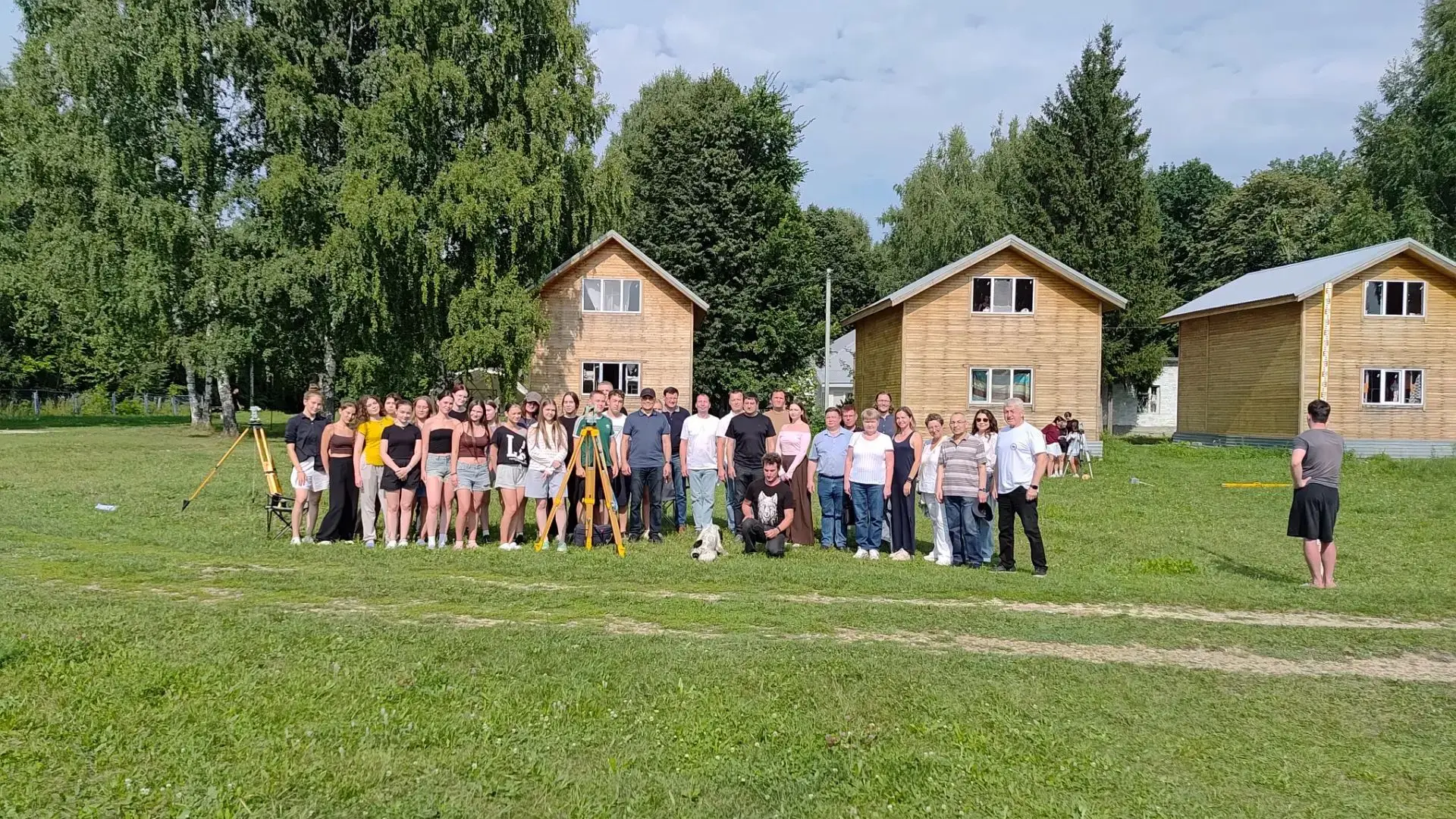 Добрый день, дорогие друзья.

Вчера провели выездной ректорат в нашем лагере на Меше. Обсуждали разн