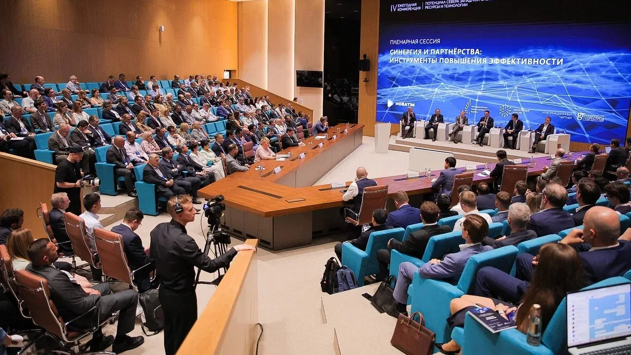 ✍️🏛️ КФУ и компания «НОВАТЭК НТЦ» заключили соглашение о развитии сотрудничества в неф...