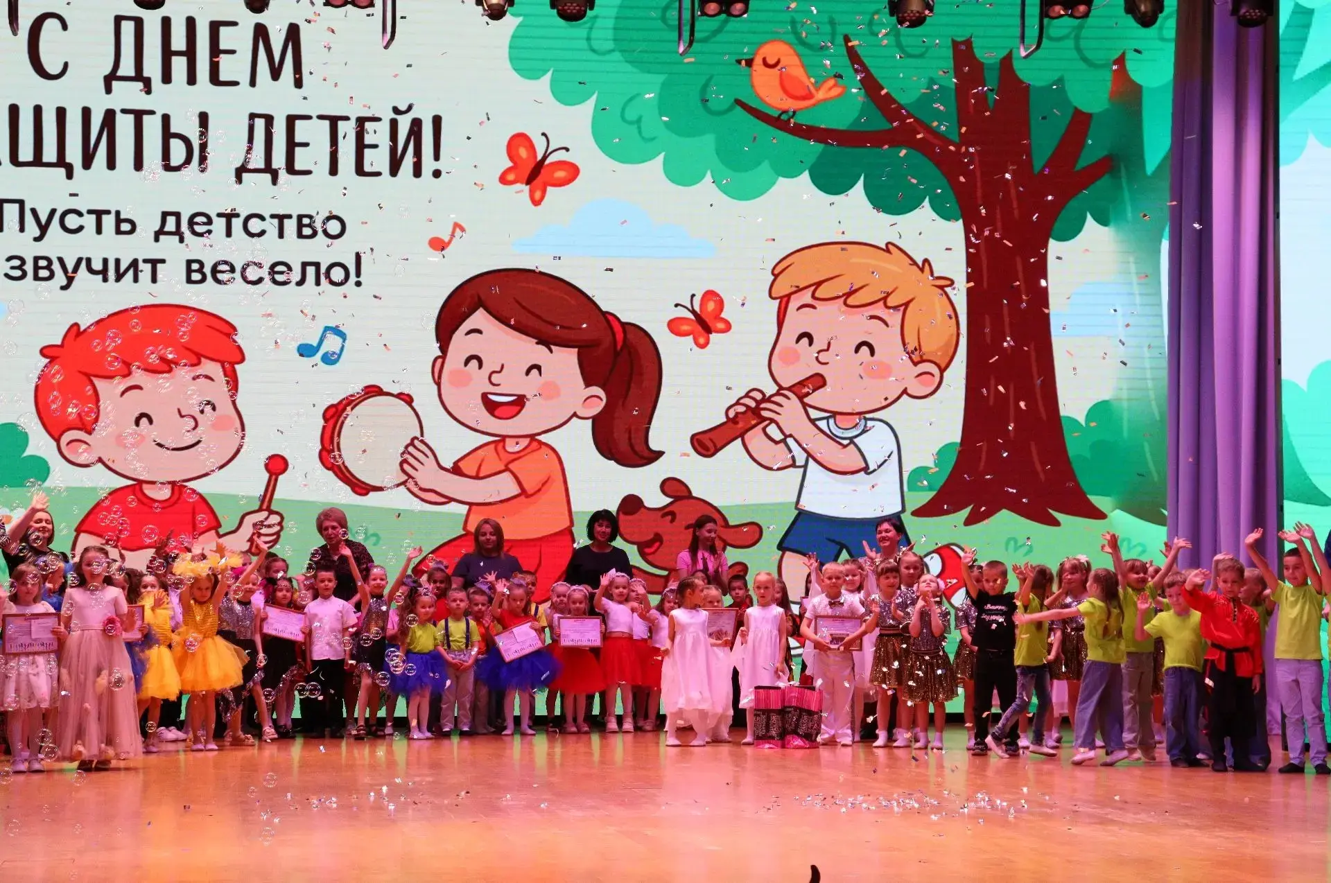 Танцуют малыши – сияет Светлоград!