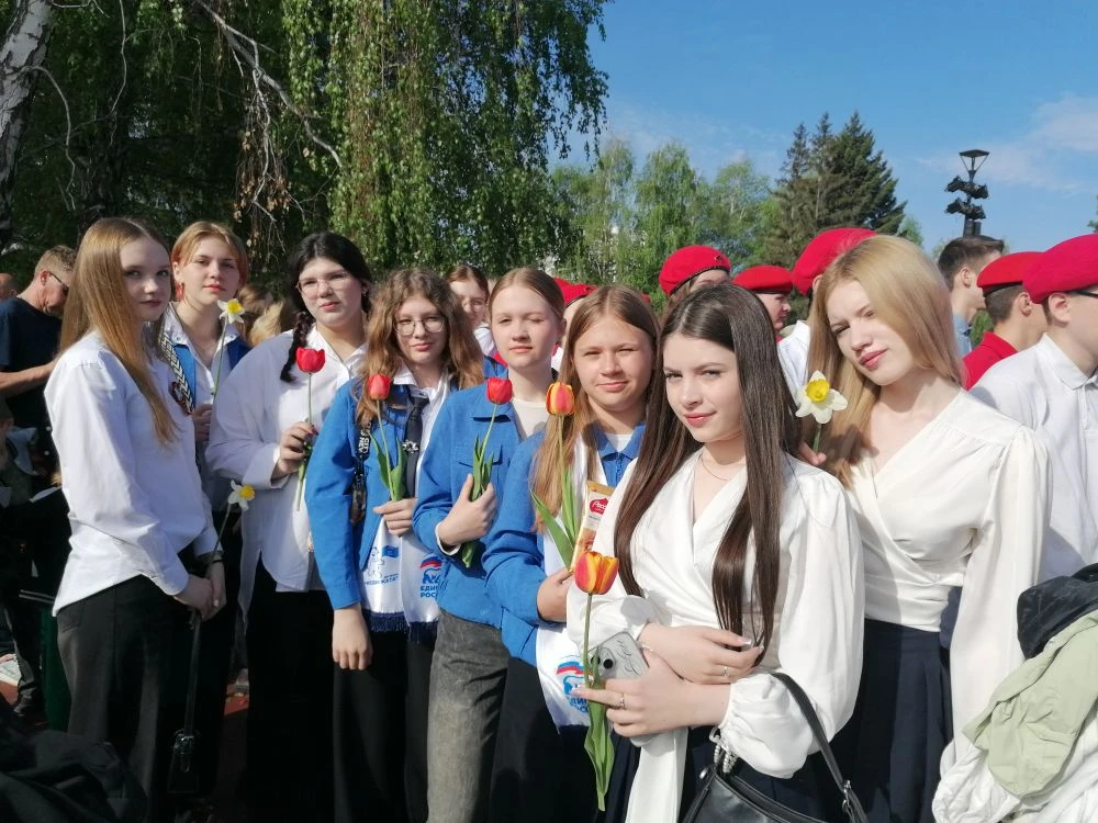 День памяти и гордости!  9 мая 2026 г. активисты отряда "Дружба" МБОУ "СОШ 31", Дружины "Медвежата" 