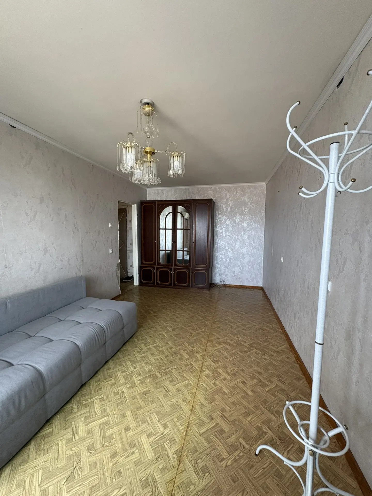 Предлагаю к продаже квартиру по адресу улица Авиационная,  14/1, этаж 4, состояние хорошее. Продаетс