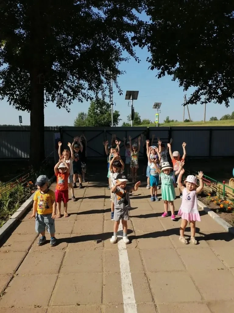 🚨Мы за ЗОЖ✅

☀️Лето — это не только время каникул, солнца и весёлых прогулок, но и идеальный период