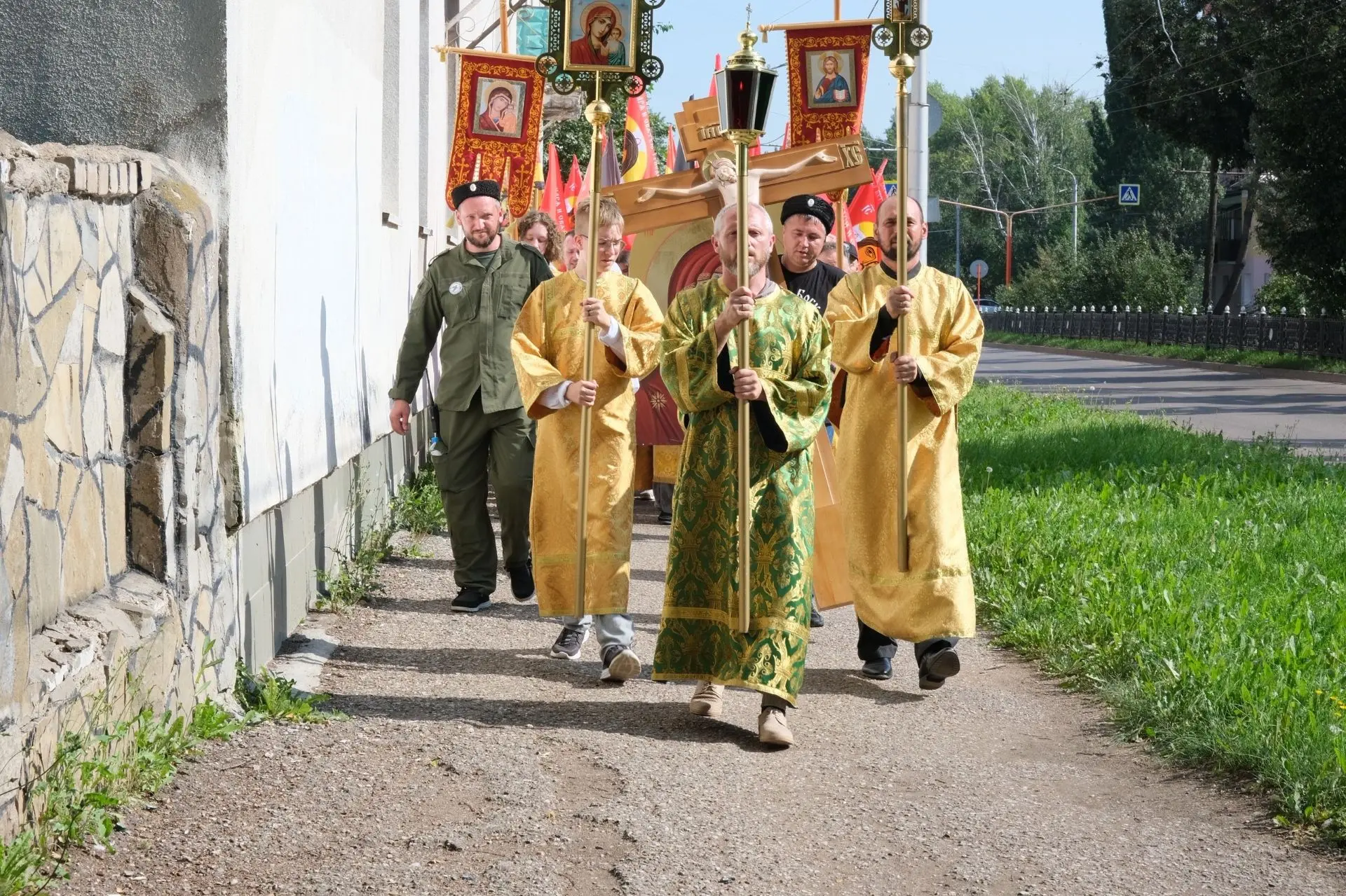 Крестный ход

Сегодня в Стерлитамаке состоялся Крестный ход в честь Крещения Руси в 988 году.

После