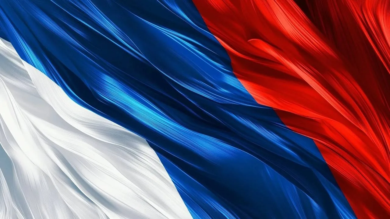 🎉 Общегородская зарядка ко Дню Государственного флага РФ! 🎉