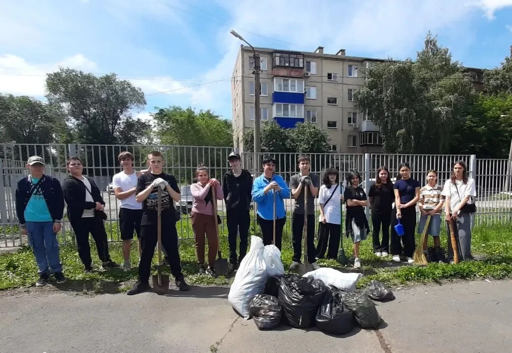 Лето — это не только время каникул, но и пора активной работы на свежем воздухе. В наше...