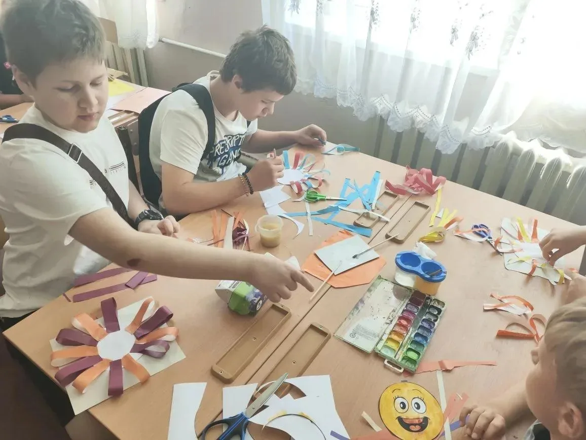 Во 2 отряде «Лучики» пришкольной детской площадки досуга был проведен мастер-класс по изготовлению в