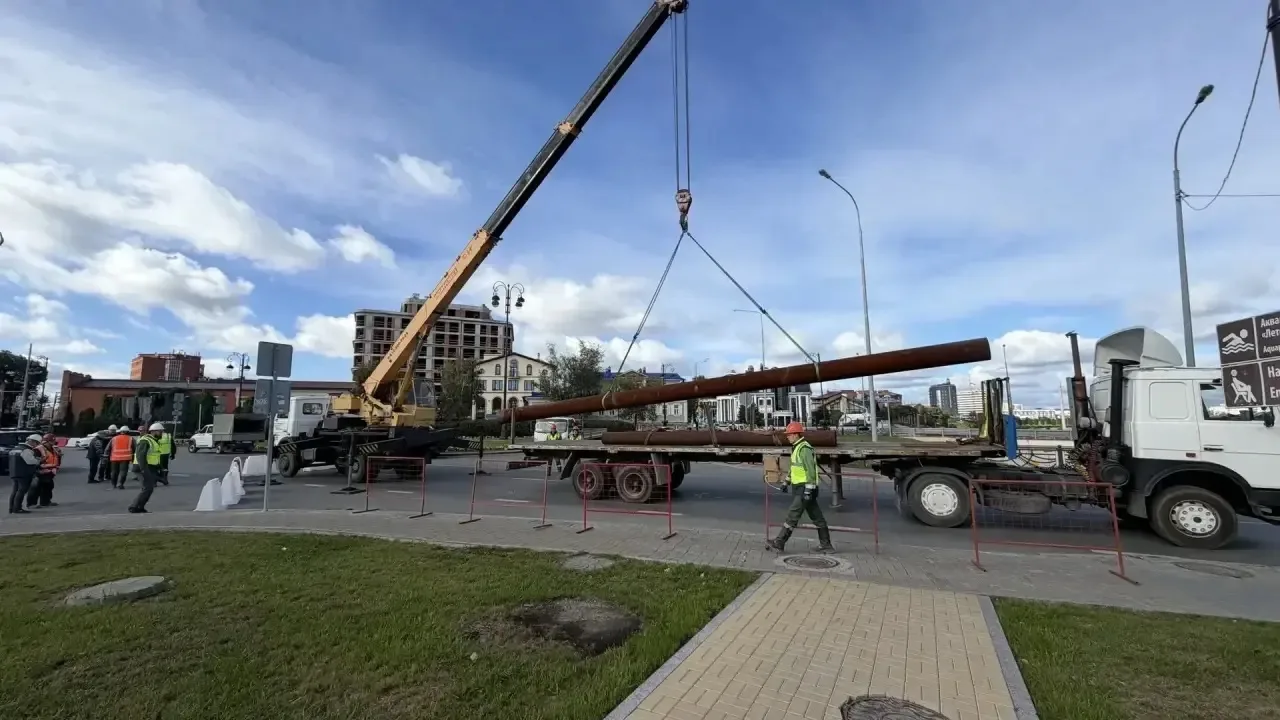 В Тюмени в районе моста Челюскинцев прошли учения: отработали действия при аварии на те...