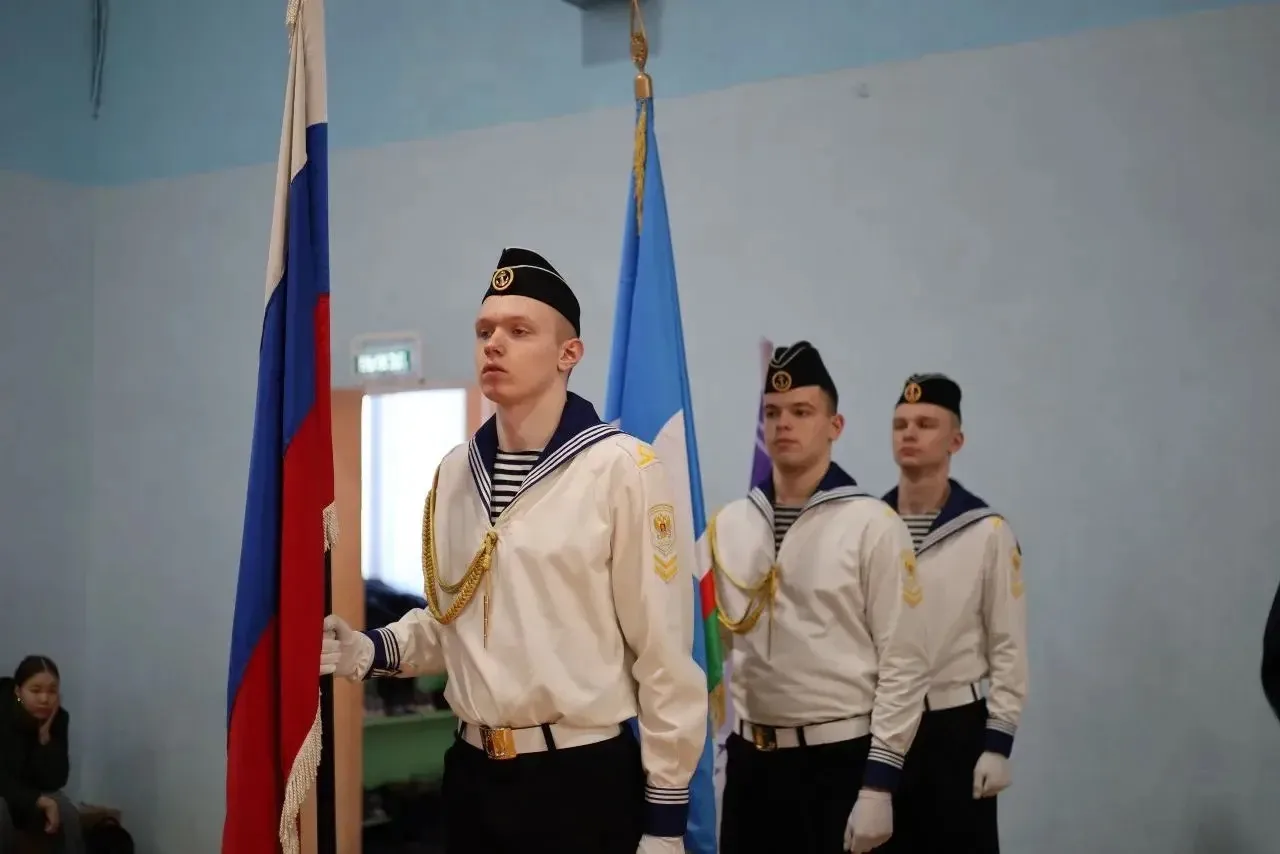ОРЛЯТА - БУДУЩЕЕ РОССИИ!  Второй год подряд Якутский институт водного транспорта становится центром 