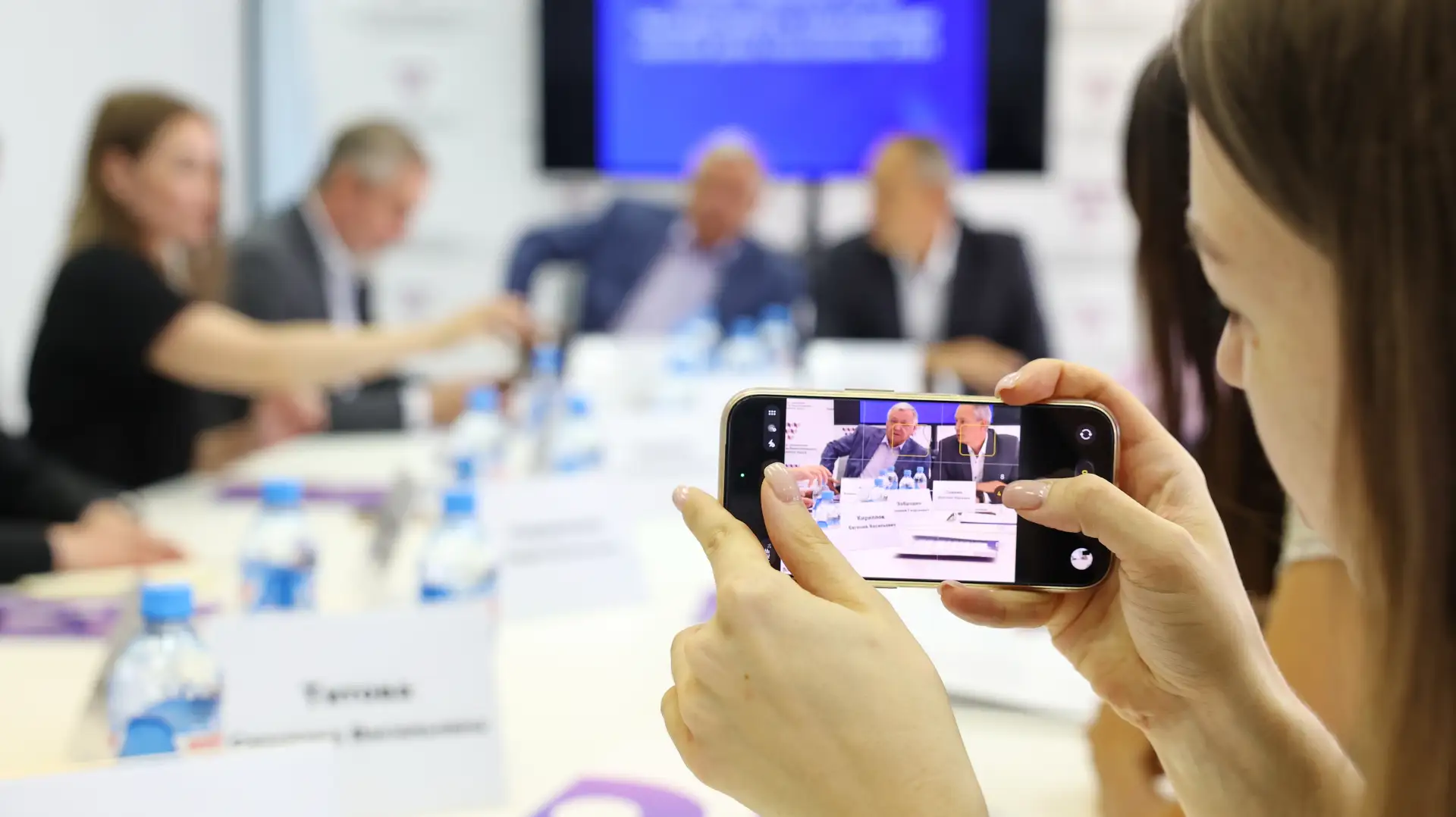 Председатель Избиркома Ямала Андрей Гиберт принял участие в заседании Общественного штаба