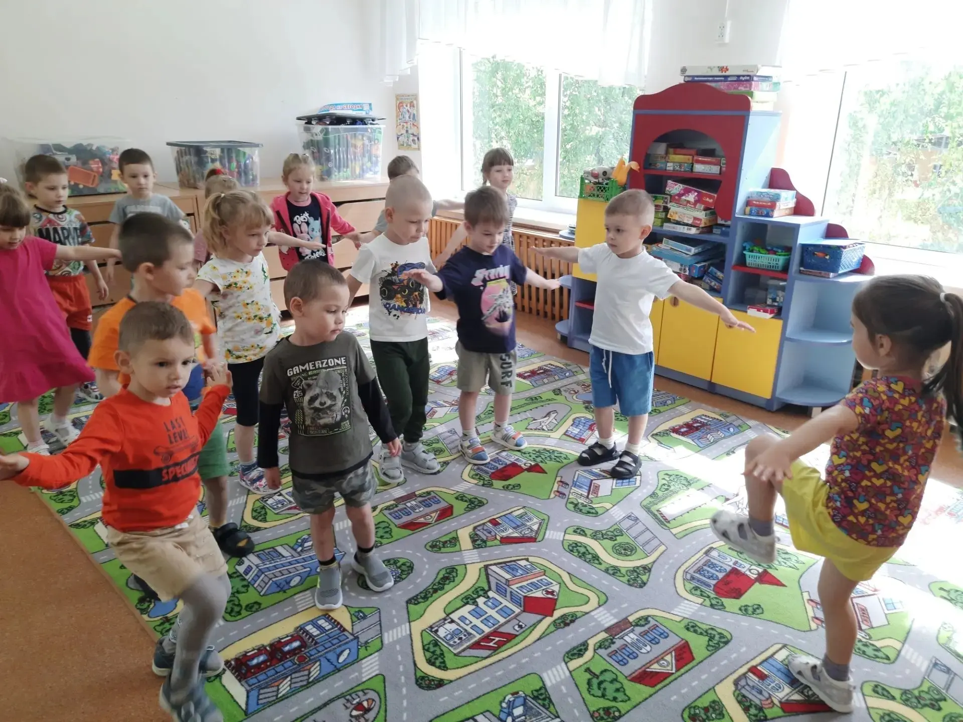 Зарядились на 100%! 🔥🏃‍♂️
Сегодняшний «День спортивных игр» удался на славу! 😊

Ребята начали утр