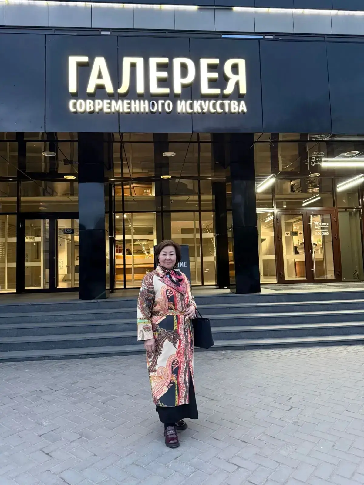 Сегодня прилетела в Улан-Удэ по приглашению организаторов Форума креативных индустрий, чтобы поделит