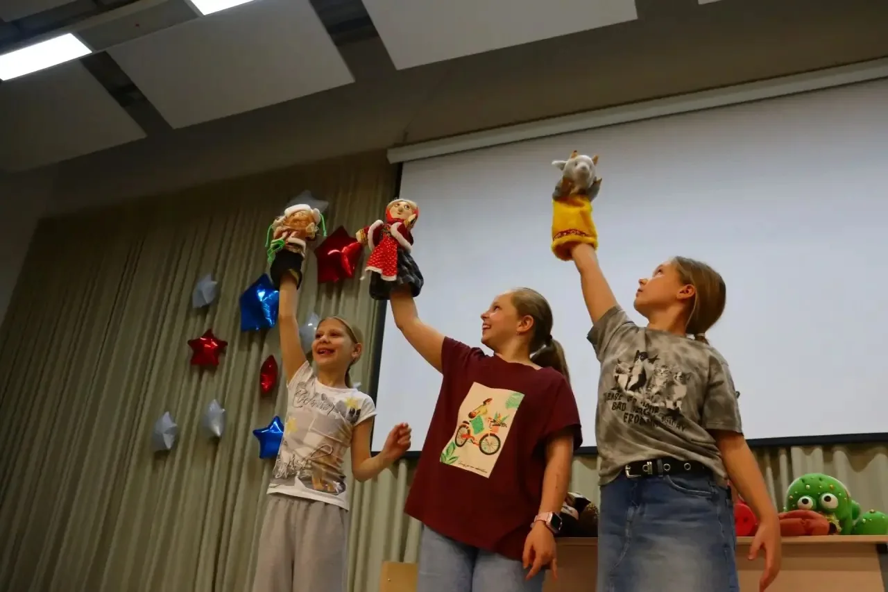 Лагерь «Вершина», день 4: Волшебный мир театра кукол 🎭